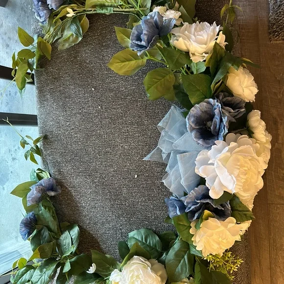 Blue and White Artificial flowers